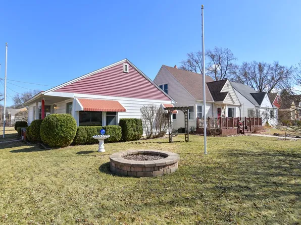 8825 West Chambers STREET, Milwaukee, WI 53222