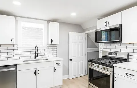 271 S Terrace Ave — Photo 7