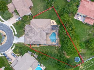 6115 Indian Forest Cir, Lake Worth, FL 33463