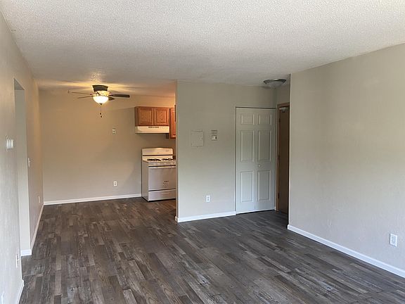 3rd image of 814 11th Ave SE APT 205