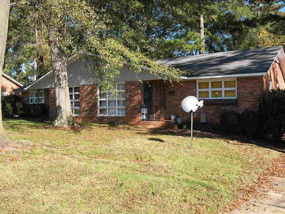 2nd image of 409 Dupre Dr