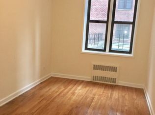 3286 33rd St APT B3, Astoria, NY 11106