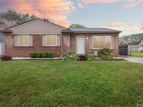 41551 Hamlin St, Van Buren Township, MI 48111