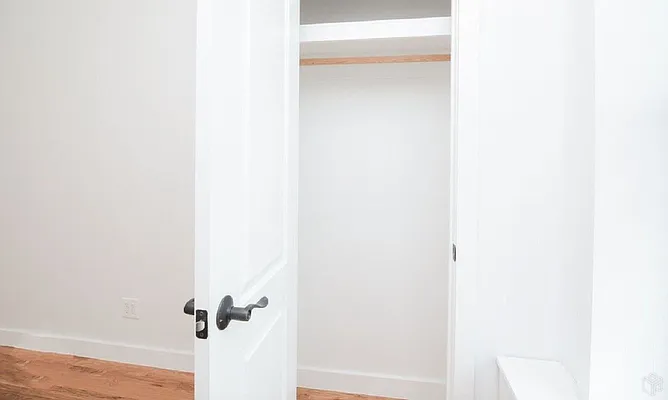 Rented by Halstead Real Estate | media 40