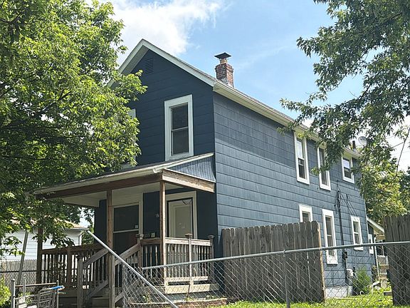 2nd image of 208 S Oakley Ave