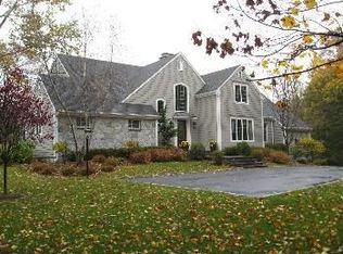66 Golf Ln, Ridgefield, CT 06877