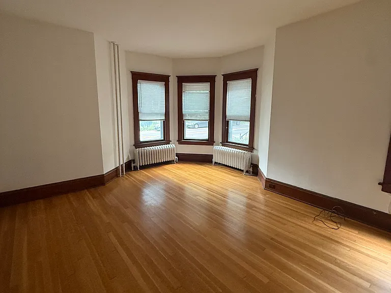 17 N Willard St #1 — Photo 8