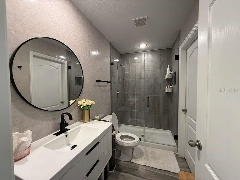 408 Finley Ave — Photo 29