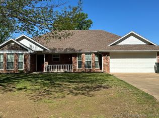 1931 Parkway Cir, Durant, OK 74701