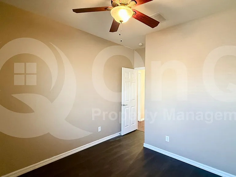 19067 E Pelican Dr — Photo 10