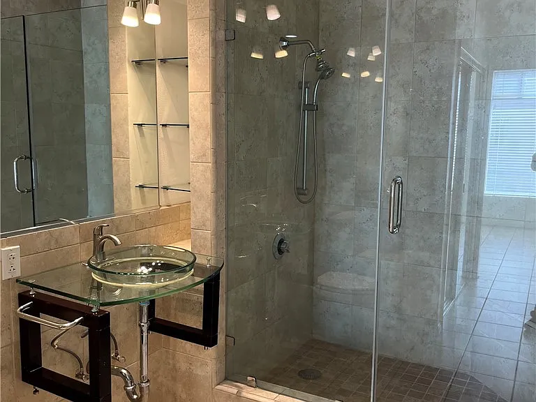 388 E Ocean #1702 — Photo 7