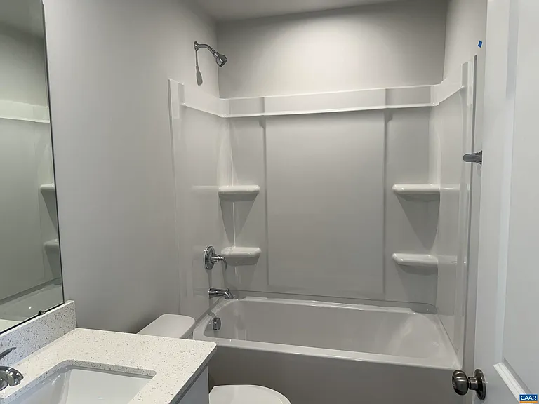 37 Laurin St — Photo 13