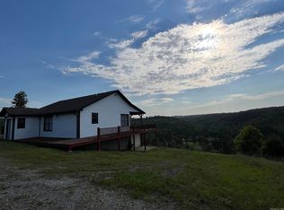 1009 Arvid Maeland Blvd, Mountain View, AR 72560