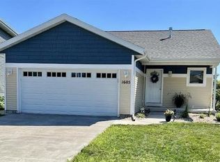 1605 Eggum Ct, Mount Horeb, WI 53572