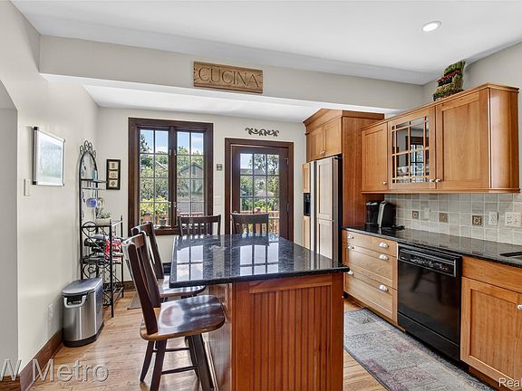 4th image of 1823 W Houstonia Ave