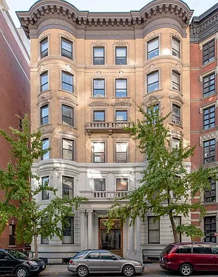 Rented by Compass | media 23