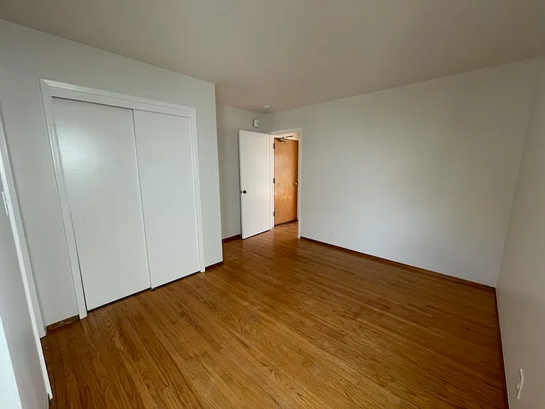 1332 California St #8 — Photo 8