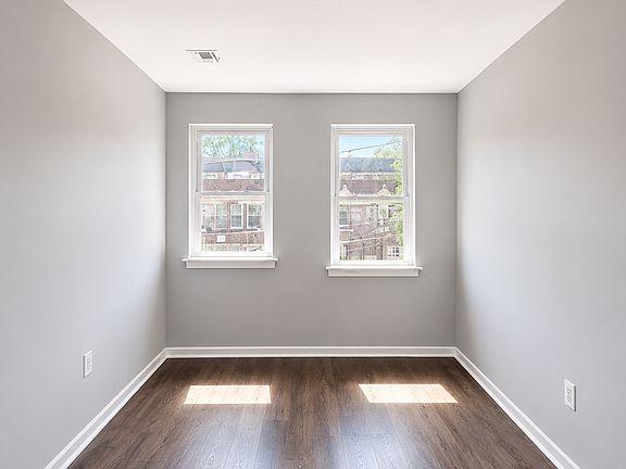 3rd image of 376 Clinton Pl #2
