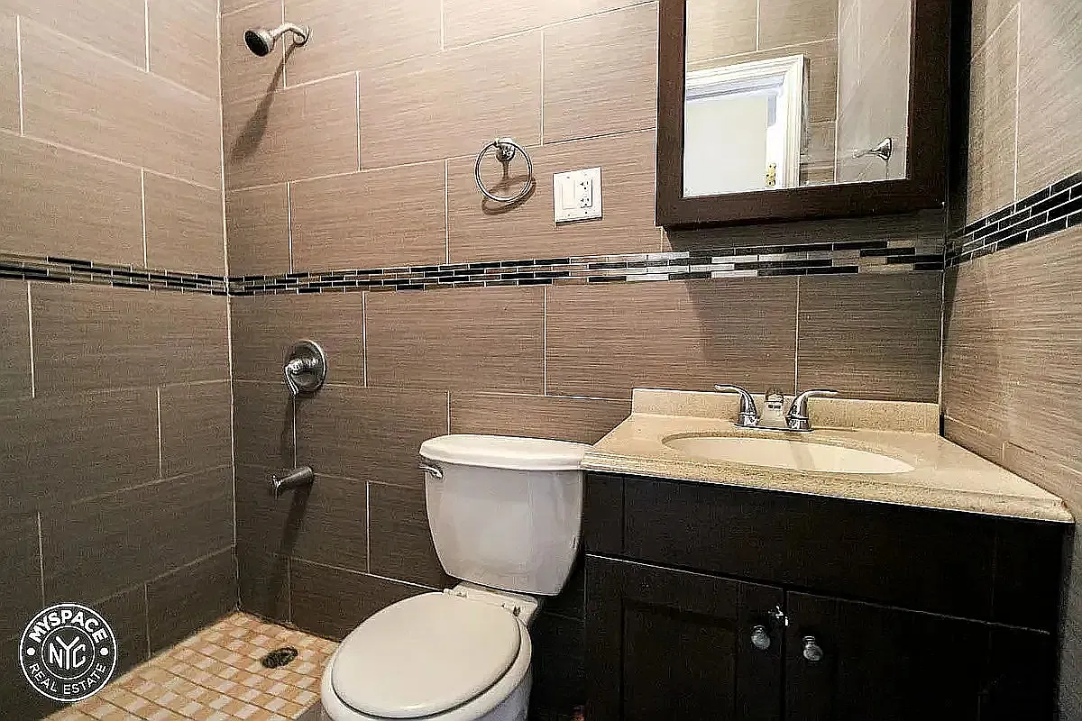 365 Palmetto Street — Photo 3