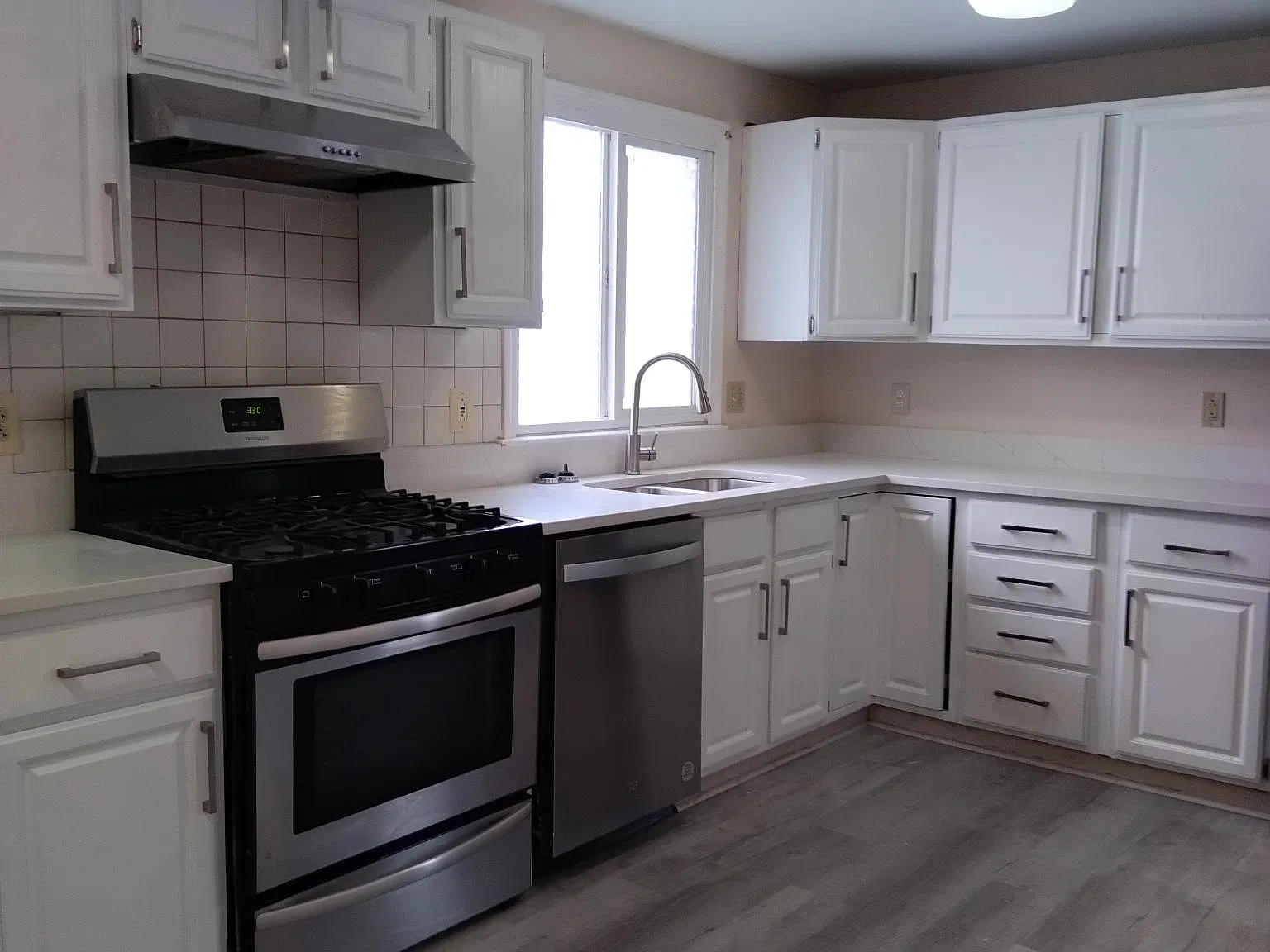 192 Arlington St — Photo 2