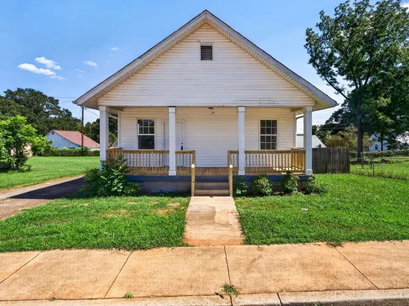 12 S Main St, Duncan, SC 29334
