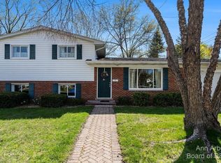 1525 Patricia Ave, Ann Arbor, MI