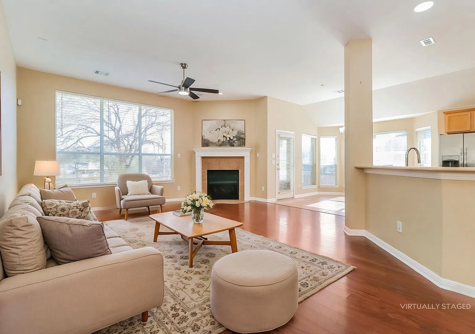 Recently Updated Home in the Ridge at Scofield Farms - 3/2 + Office — Photo 2