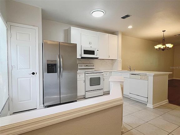 3rd image of 5308 HAWKSTONE DR