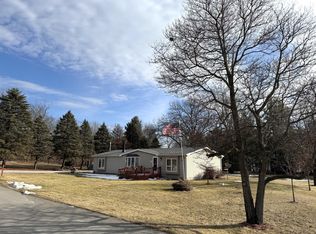 25 E Carter St, Wheatfield, IN 46392
