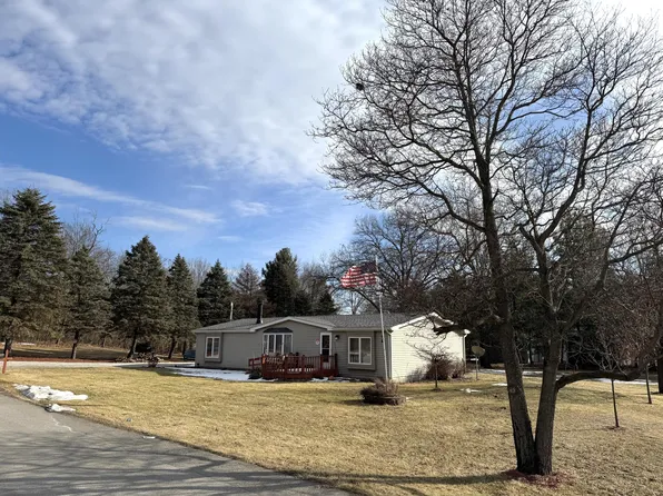 25 E Carter St, Wheatfield, IN 46392