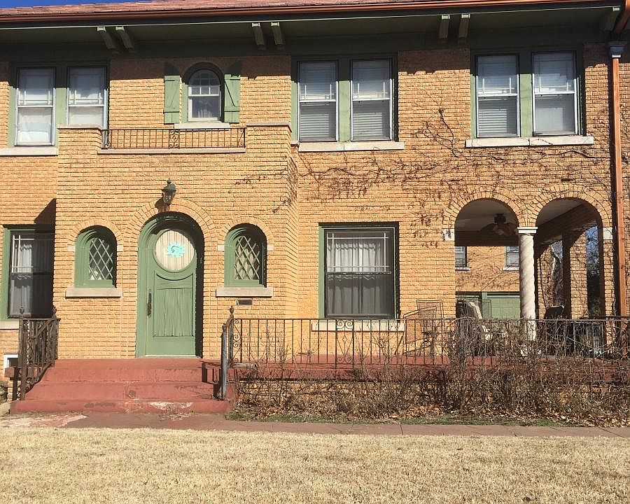 1st image of 633 NE 18th St