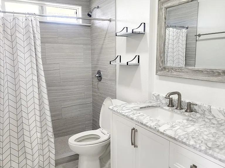 606 Ulumu St #C — Photo 9