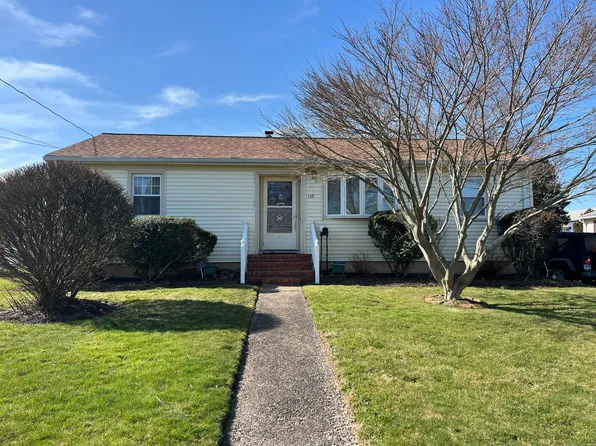 118 Charter Oak Avenue, East Haven, CT 06512