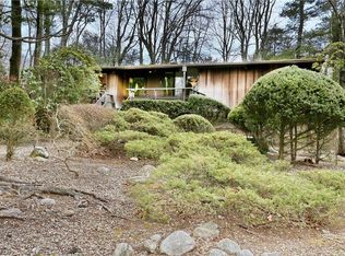 20 Renfrew Rd, Spring Valley, NY 10977