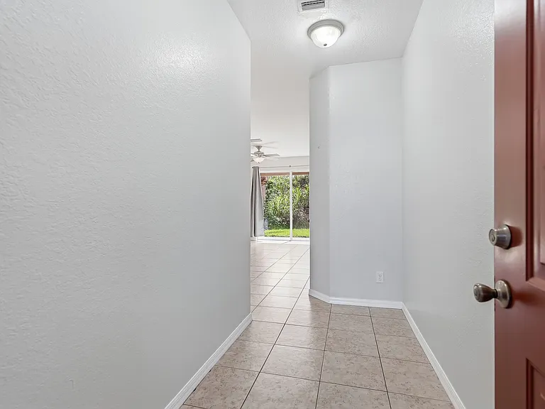 11023 Winter Crest Dr — Photo 5