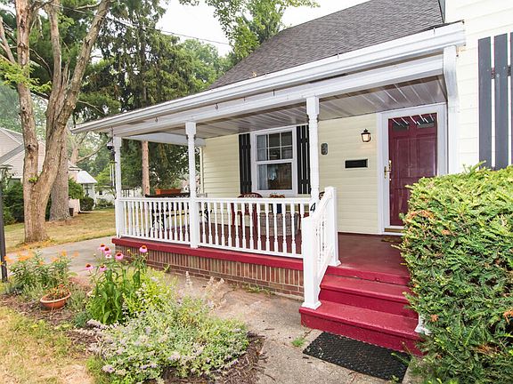 5th image of 420 Evelyn Ave