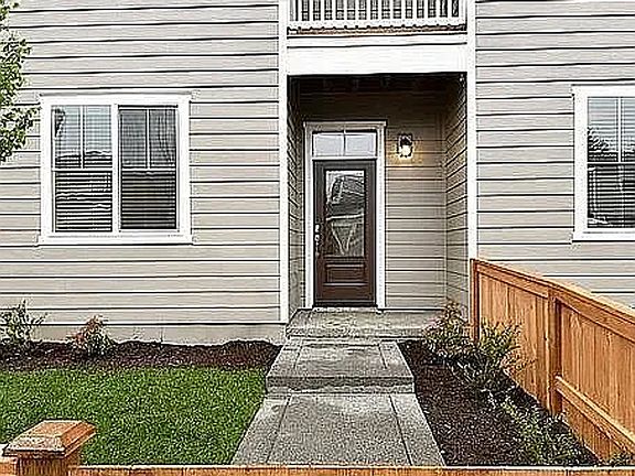 2nd image of 15314 NE 70th St