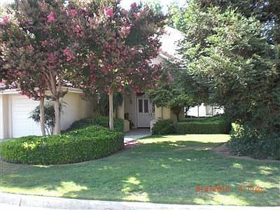 1st image of 9413 N Woodmont Dr