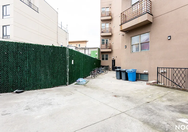 1355 Myrtle Ave #4R — Photo 15