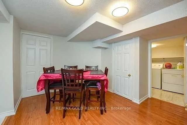 198 Harrowsmith Dr — Photo 14