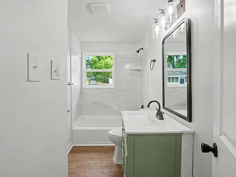 602 Staley Ave — Photo 16