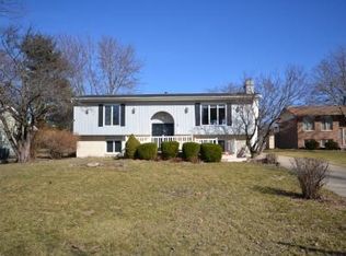 4282 Huston Hills Rd, Decatur, IL 62526