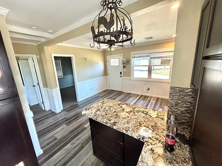 Sheridan Dr — Photo 7