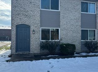 18 Sarpy Rd #A, Belleville, IL 62221