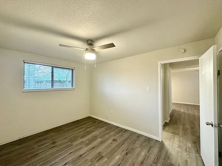 Newly Remodeled! Viewable November 8th! — Photo 17