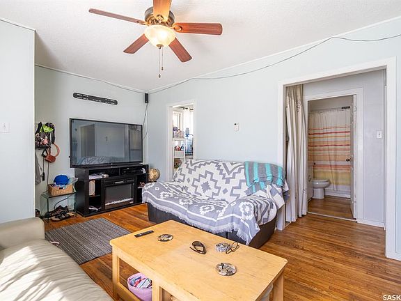 5th image of 3 Ingersoll CRESCENT