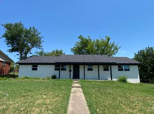 8237 E 23rd St, Tulsa, OK 74129