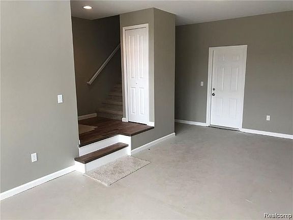 4th image of 408 Legato Dr