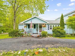 93 McVeigh Rd, New Hampton, NY 10958