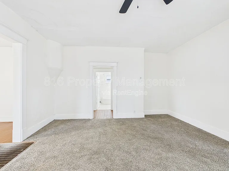 411 Main St — Photo 6
